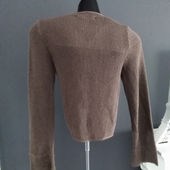 LAURA PETITES |Cropped Sweater - Picture 7 of 14